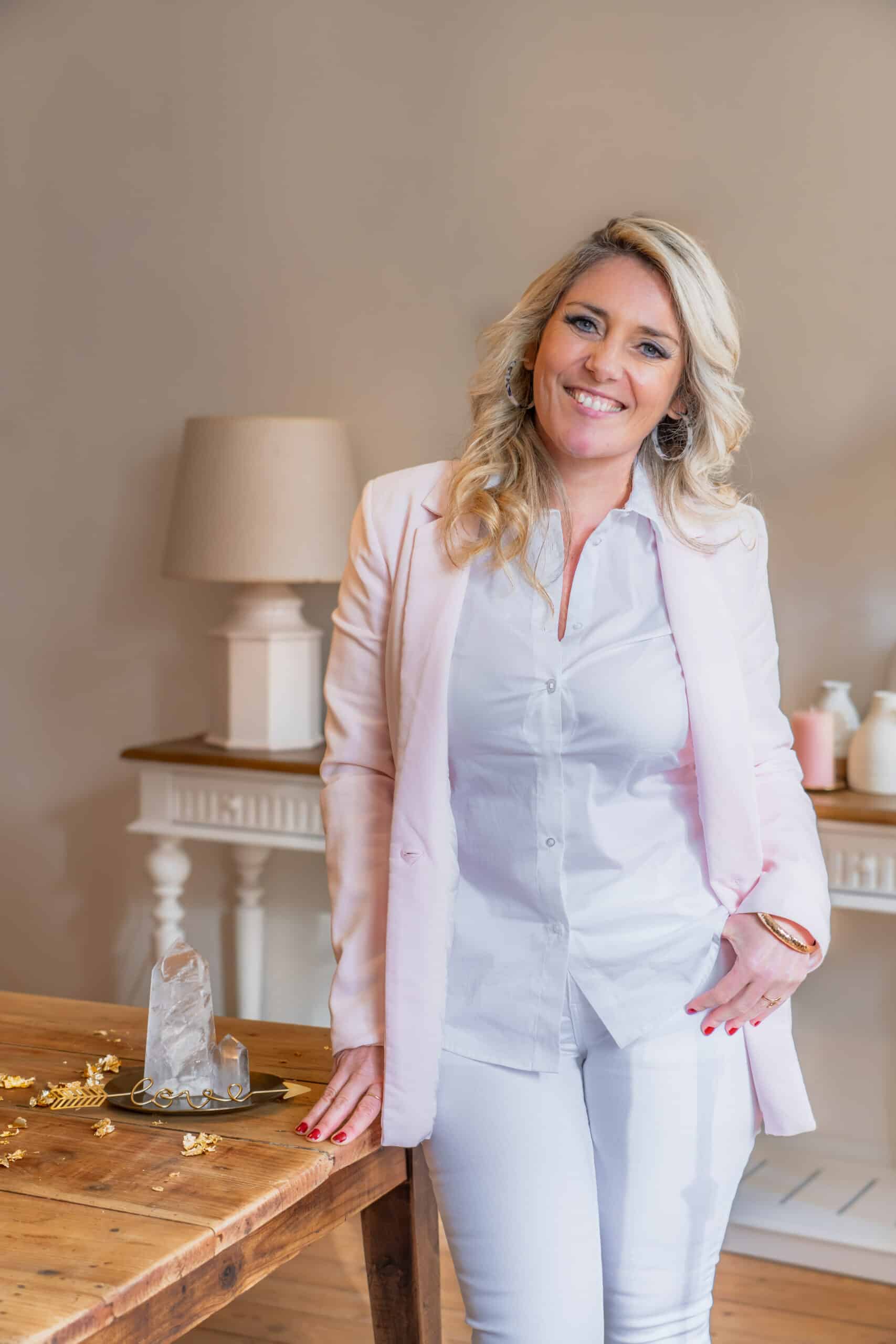 Virginie Sophia Canal Médium - Crédit photo Meije Principaud photographe